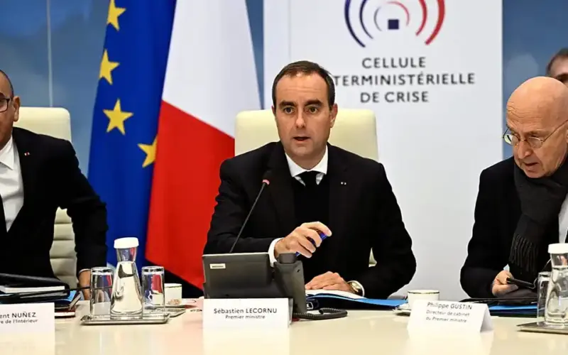 Francuska uvodi lokalni policijski čas posle talasa nasilja i pljački