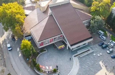 Inovativni sadržaji iza poznatih zidova: Zrenjanin pretvara radio u kreativni studio