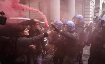 Nasilje na protestima u Italiji: Sukobi sa policijom, blokade i vodeni topovi
