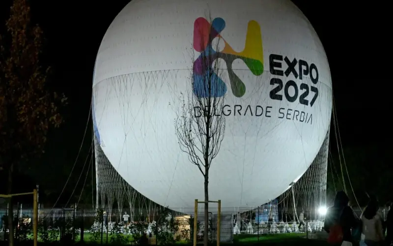 Nova atrakcija iznad prestonice: Panoramski balon na Adi pred poletanjem