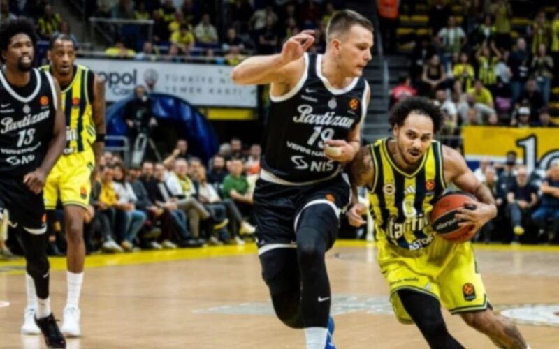 Novi udarac za Partizan: Fenerbahče slavio nakon preokreta u Istanbulu