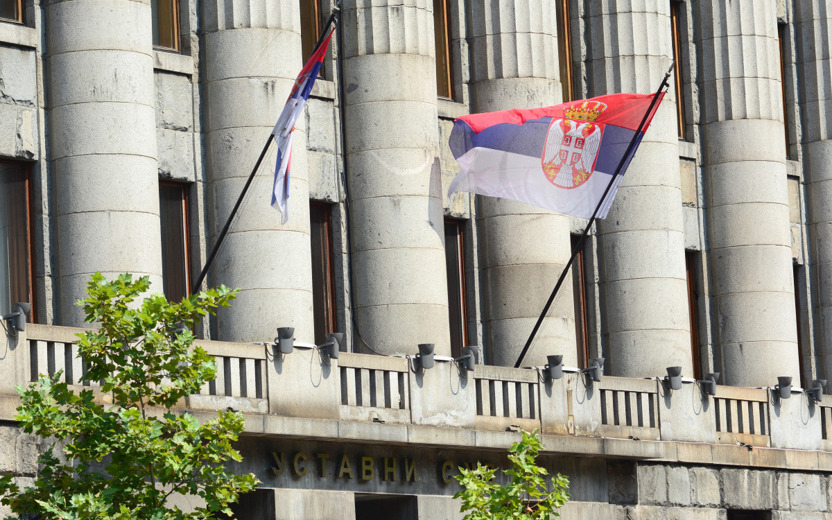 Ustavni sud Srbije odbio predlog za osporavanje odluke RIK-a o uvođenju novih glasačkih kabina