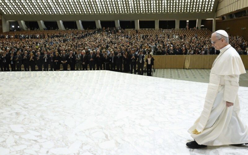 Papa Lav XIV operisan zbog raka pluća: Odstranjen deo desnog plućnog krila