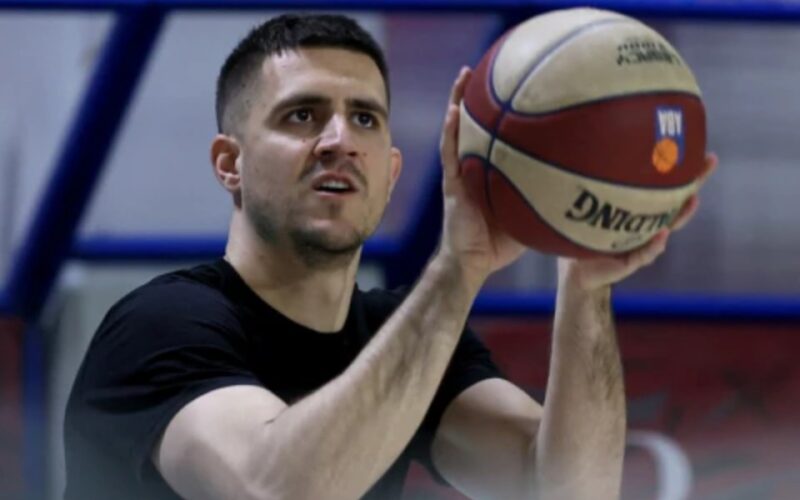 Partizan konačno dočekao povratak kapitena: Marinković ponovo na terenu