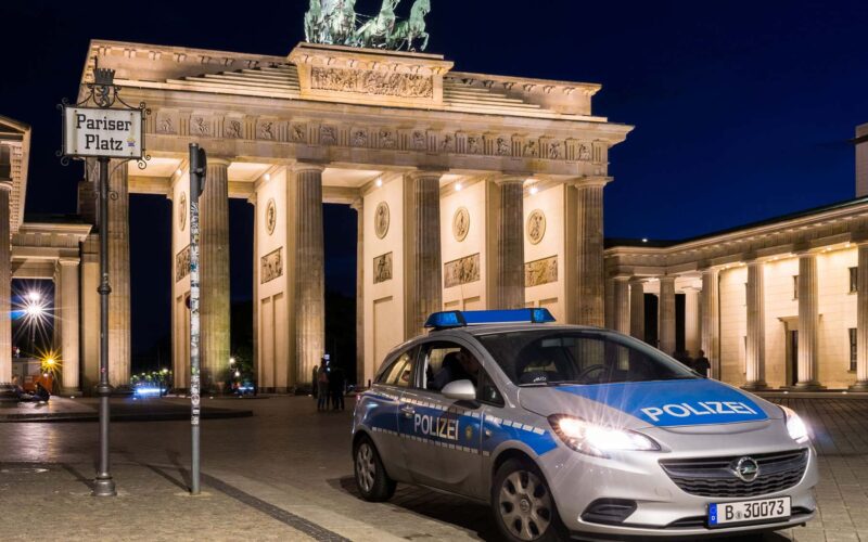 Policijski egzodus iz Berlina: Odlazak traže 72 službenika