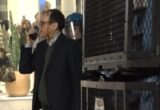Policijski rukovodilac pogođen kamenom u glavu na Duomu, nastavio da koordinira policajce