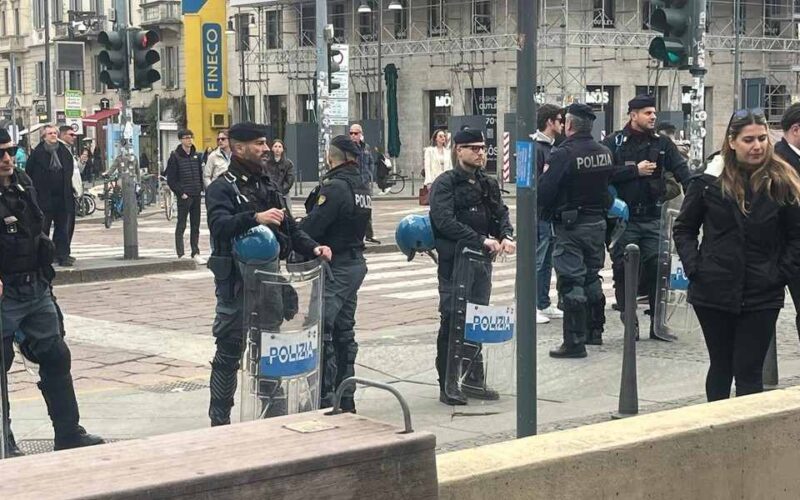 Posle subotnjih sukoba, nasilni incidenti nastavljeni su i u nedelju. Meloni sazvala sastanak o javnom redu za ponedeljak.