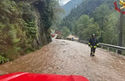 Potop na jugu Francuske: Palo više od 400 litara kiše, ljudi spasavani iz automobila