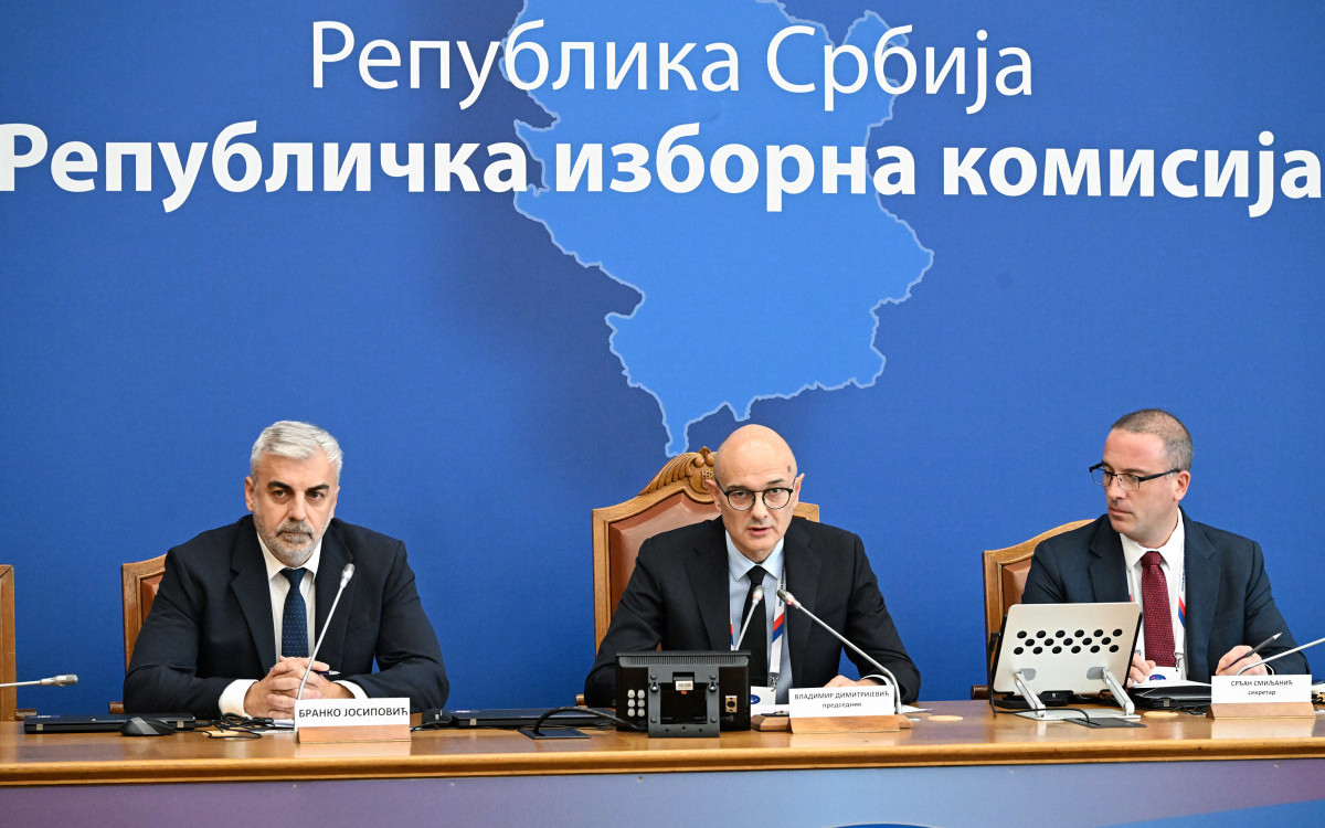 Predsednik RIK-a: Glasanje na kratko prekinuto samo u Doljevcu