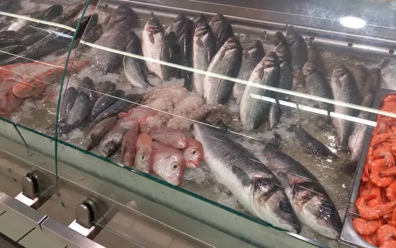 Sajbernapad uništio hranu u Francuskoj: Frižideri pregrejani na 50 stepeni
