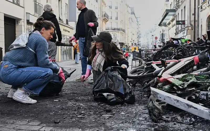 Stariji bračni par opljačkan i ostavljen gotovo nag usred nereda u Parizu