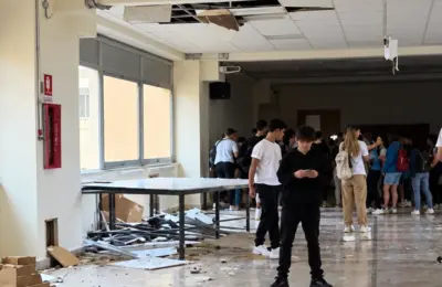 Tornado razorio školu na Siciliji: Više od 200 učenika zarobljeno u zgradi