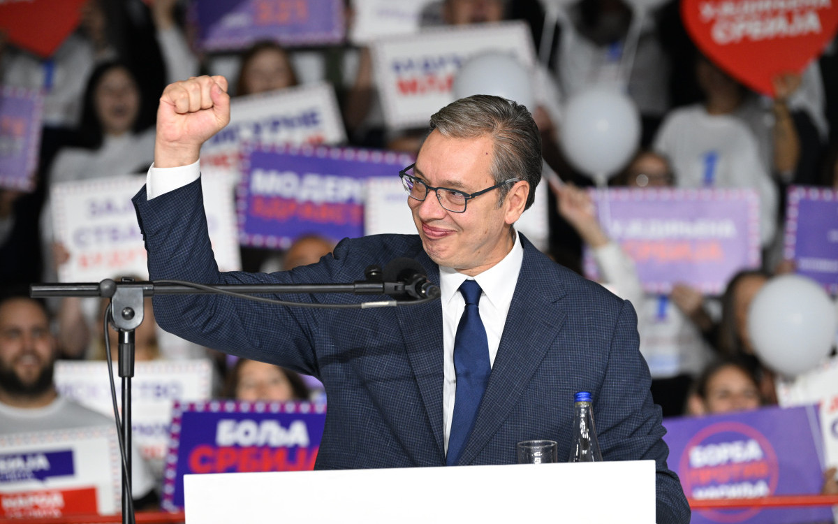 Vučić: Građani u što većem broju da izađu na izbore, legitimitet pobednika da bude veći