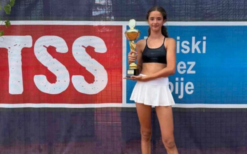 Veliki uspeh mlade srpske teniserke: Elena Ćetković najbolja u Srbiji
