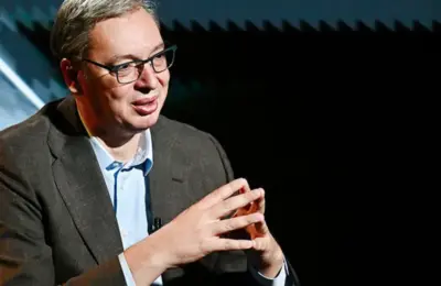 Vučić: Snažna ekonomija čuva Srbiju od političkih pritisaka