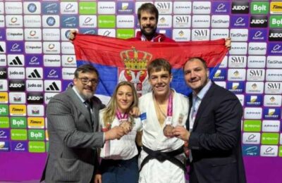 Zvezda odala priznanje Marici Perišić i Mihajlu Siminu za istorijski uspeh